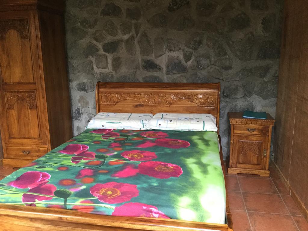 Le Bois Joli Coeur Hotel Saint-Benoît Eksteriør billede
